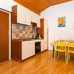아파트 Family Corner 스리마