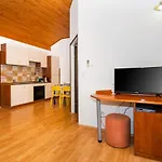 Family Corner 아파트 *