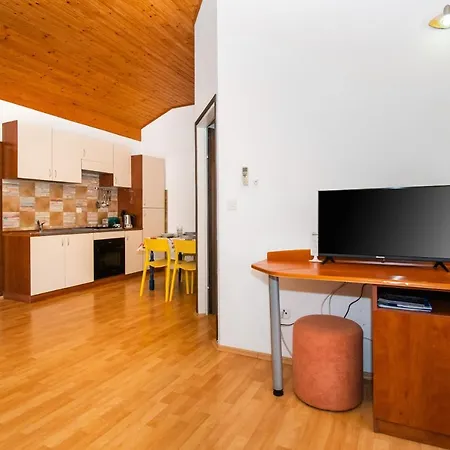 Family Corner Apartament *