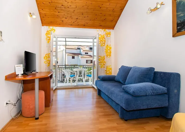 Apartman Family Corner Srima